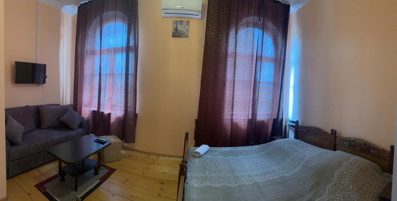Hotel Kakhaberi Tetritskaro Bagian luar foto