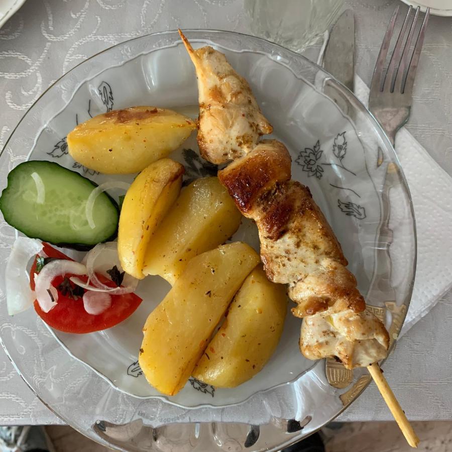 Hotel Kakhaberi Tetritskaro Bagian luar foto