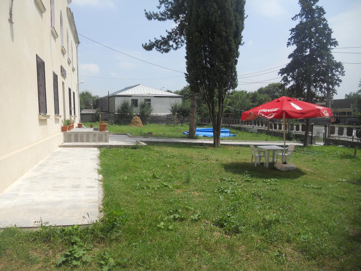 Hotel Kakhaberi Tetritskaro Bagian luar foto