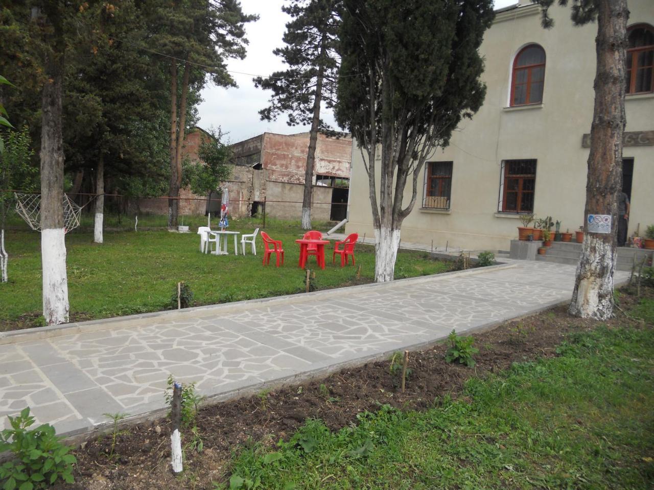 Hotel Kakhaberi Tetritskaro Bagian luar foto