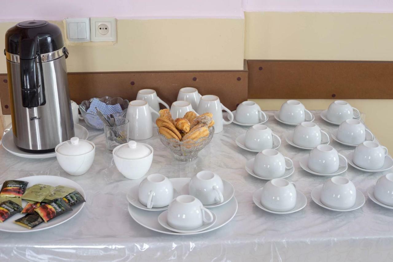 Hotel Kakhaberi Tetritskaro Bagian luar foto