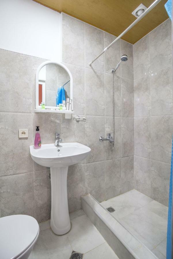 Hotel Kakhaberi Tetritskaro Bagian luar foto